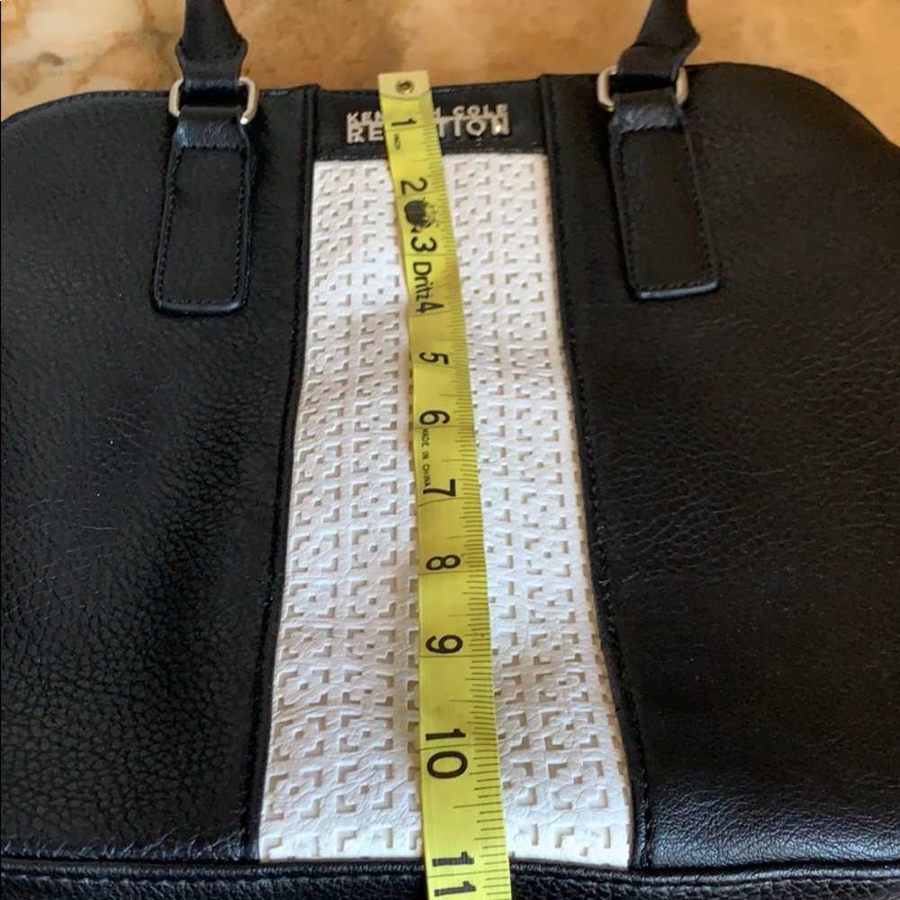 Kenneth Cole Reaction handbag/ purse - Picture 14 of 16